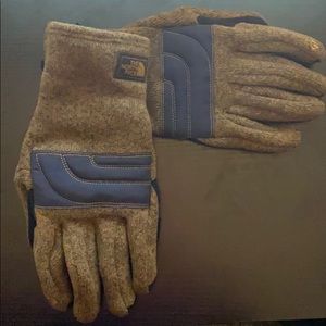 The North Face Winter Gloves